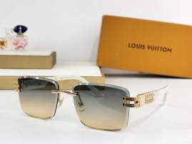 Picture of Louis Vuitton Sunglasses _SKUfw76989734fw